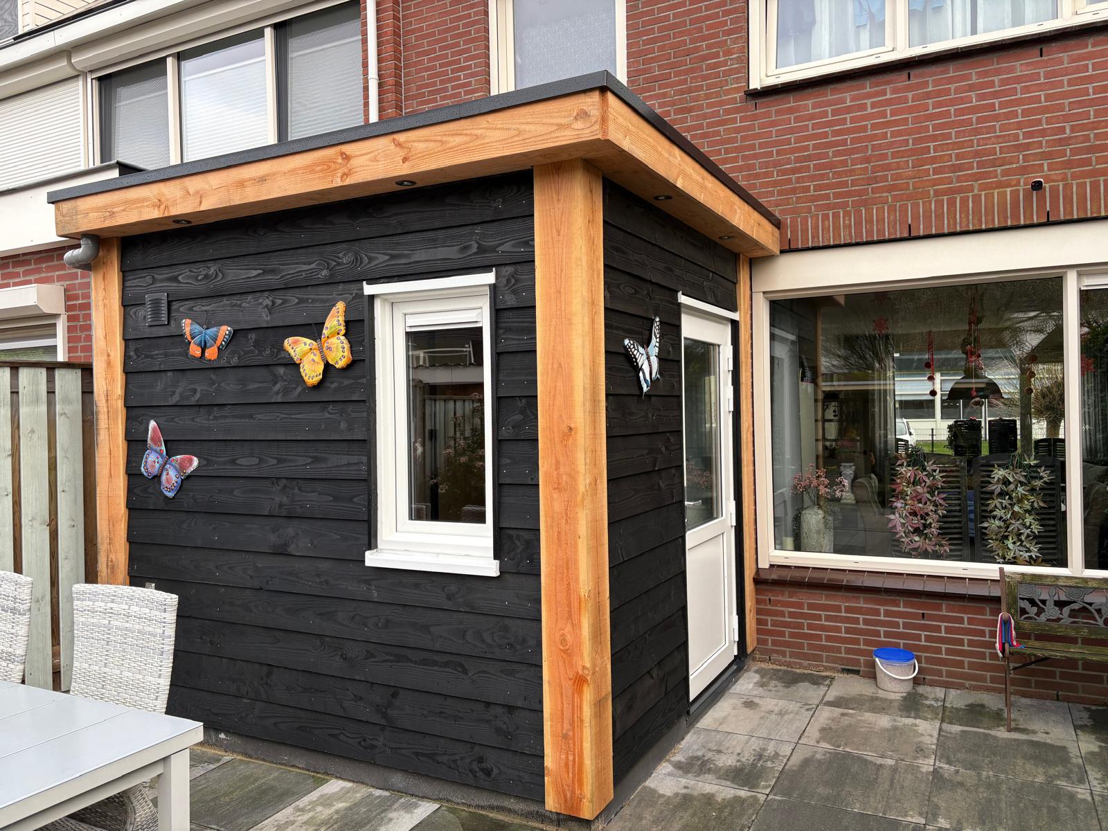 Uitbouw van Holthuis Bouw in uitvoering